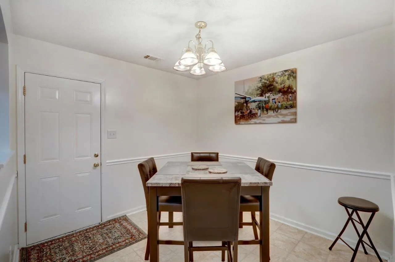 Pooler Travelers Retreat Ii - Entire House - *