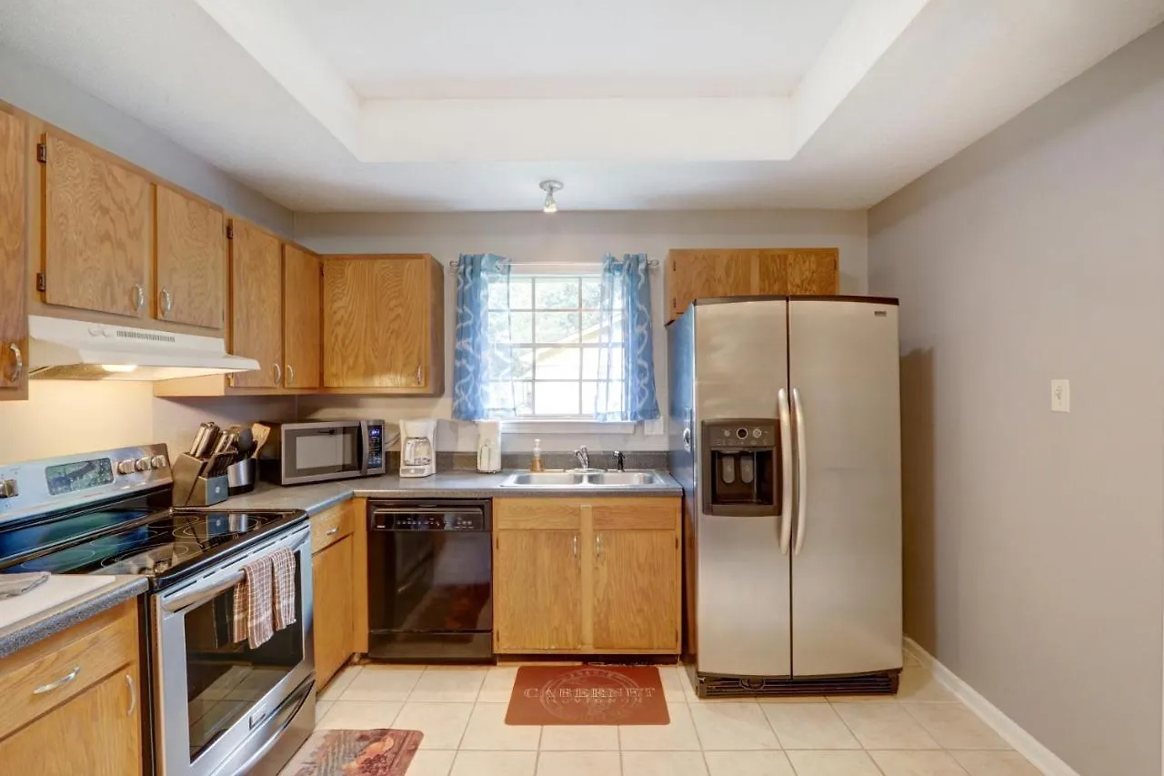 Pooler Travelers Retreat Iii - Entire House - Holiday home *