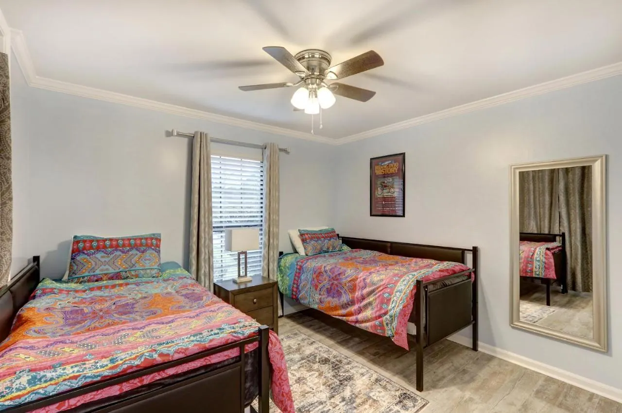 Pooler Travelers Retreat I - Entire House - Holiday home Savannah