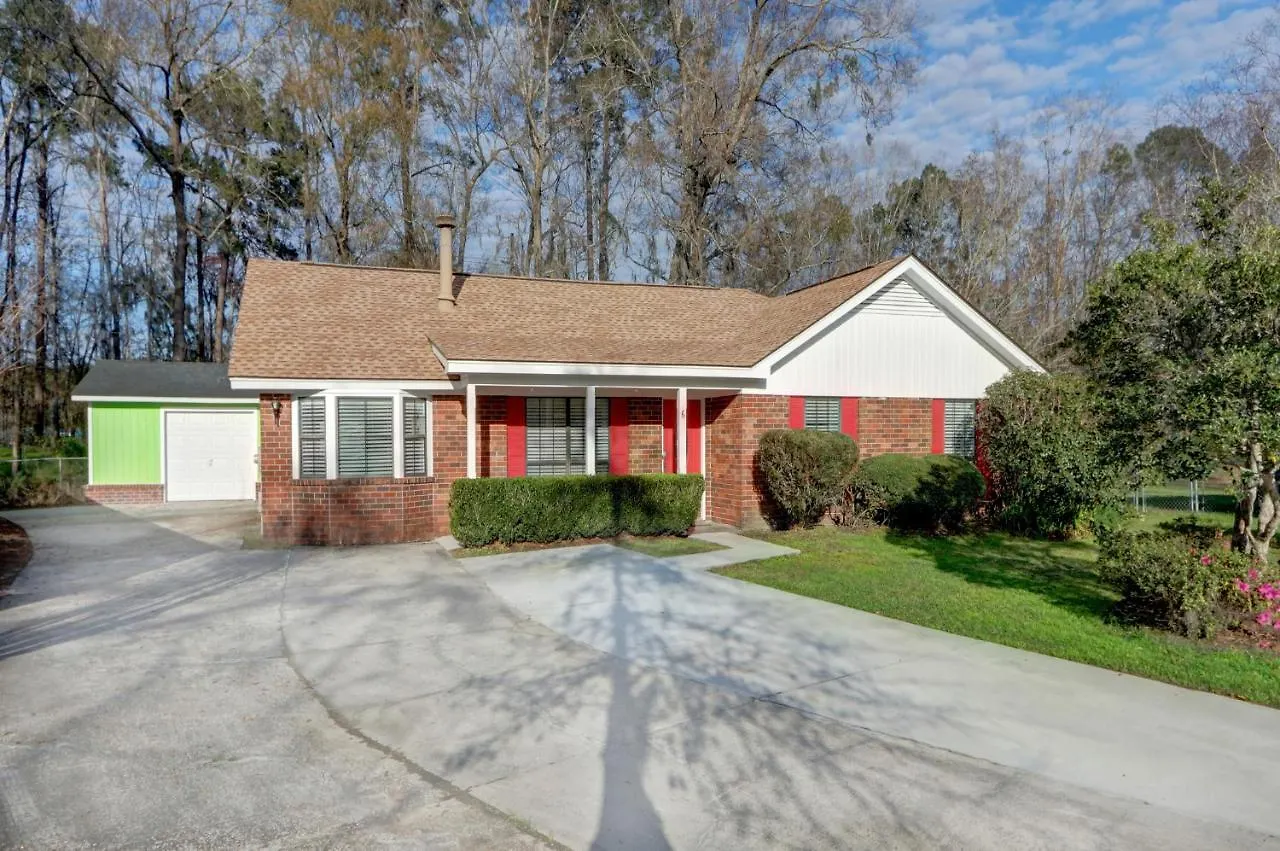 Pooler Travelers Retreat I - Entire House - Holiday home