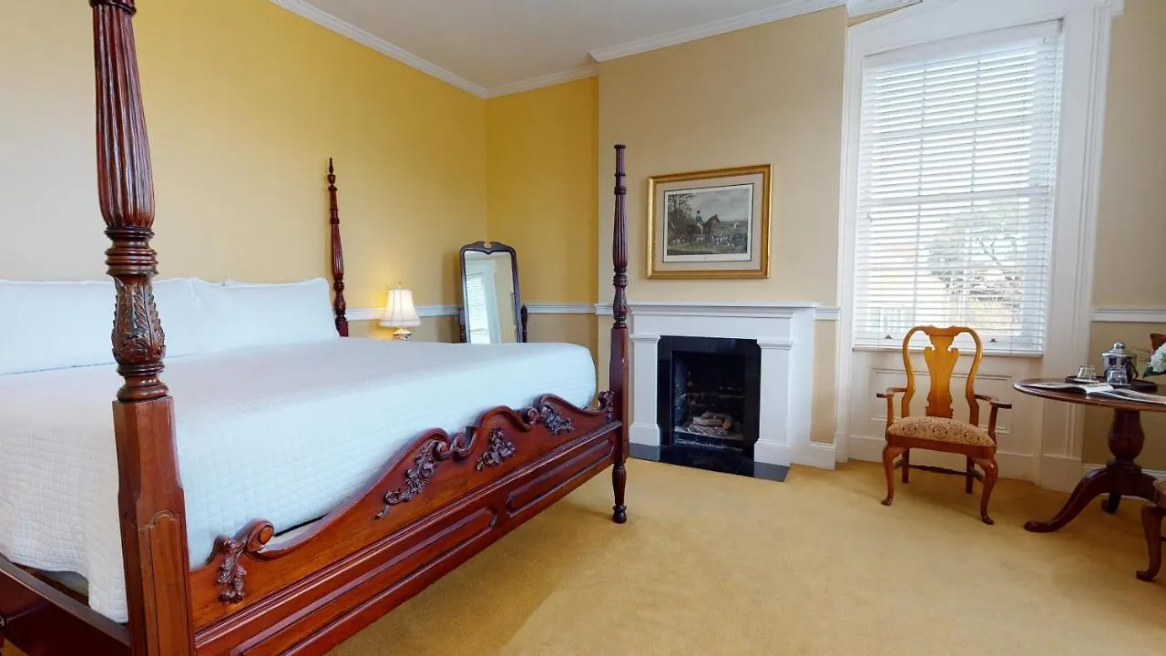 Inn The Presidents' Quarters