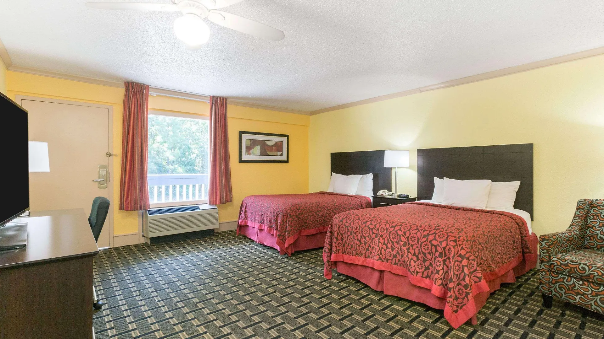 Hotel Days By Wyndham Airport