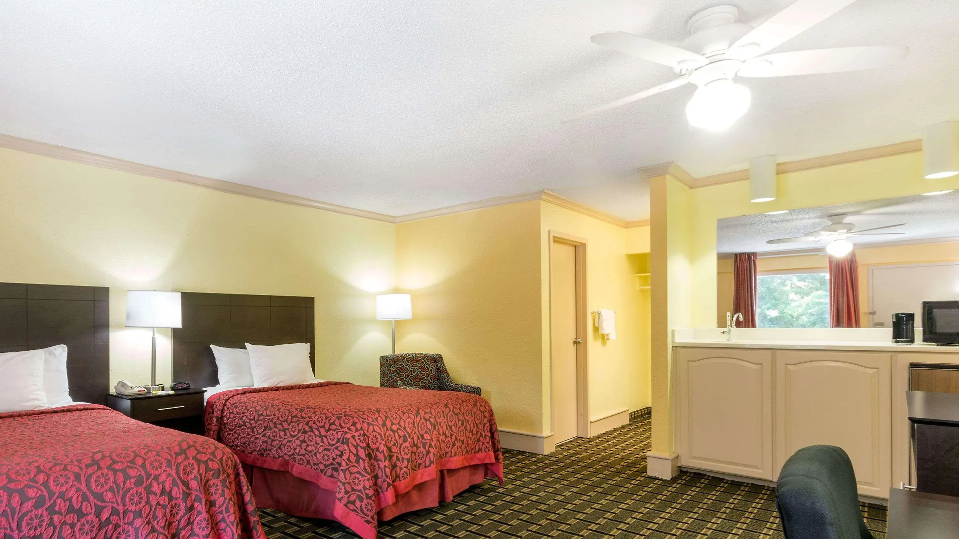 Days By Wyndham Airport 2* Savannah