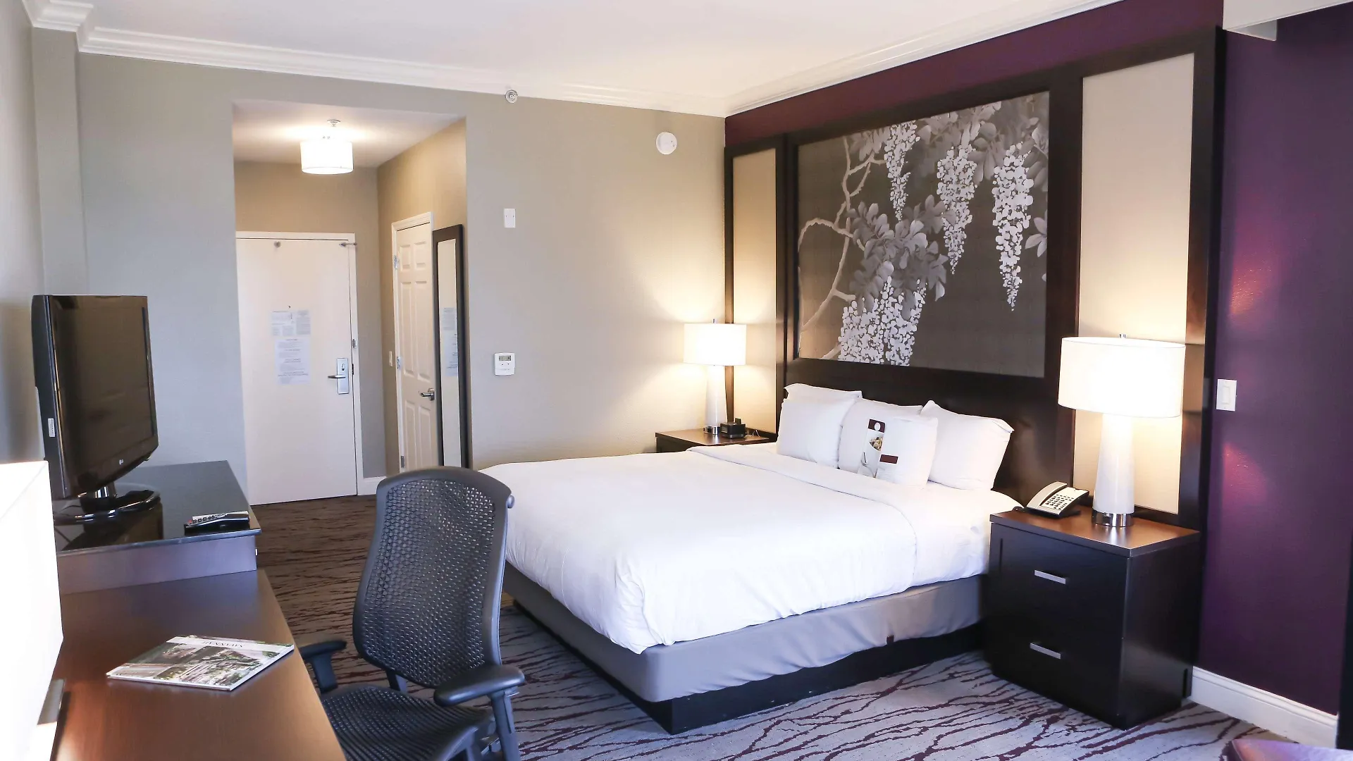Doubletree By Hilton Historic Hotel 4*
