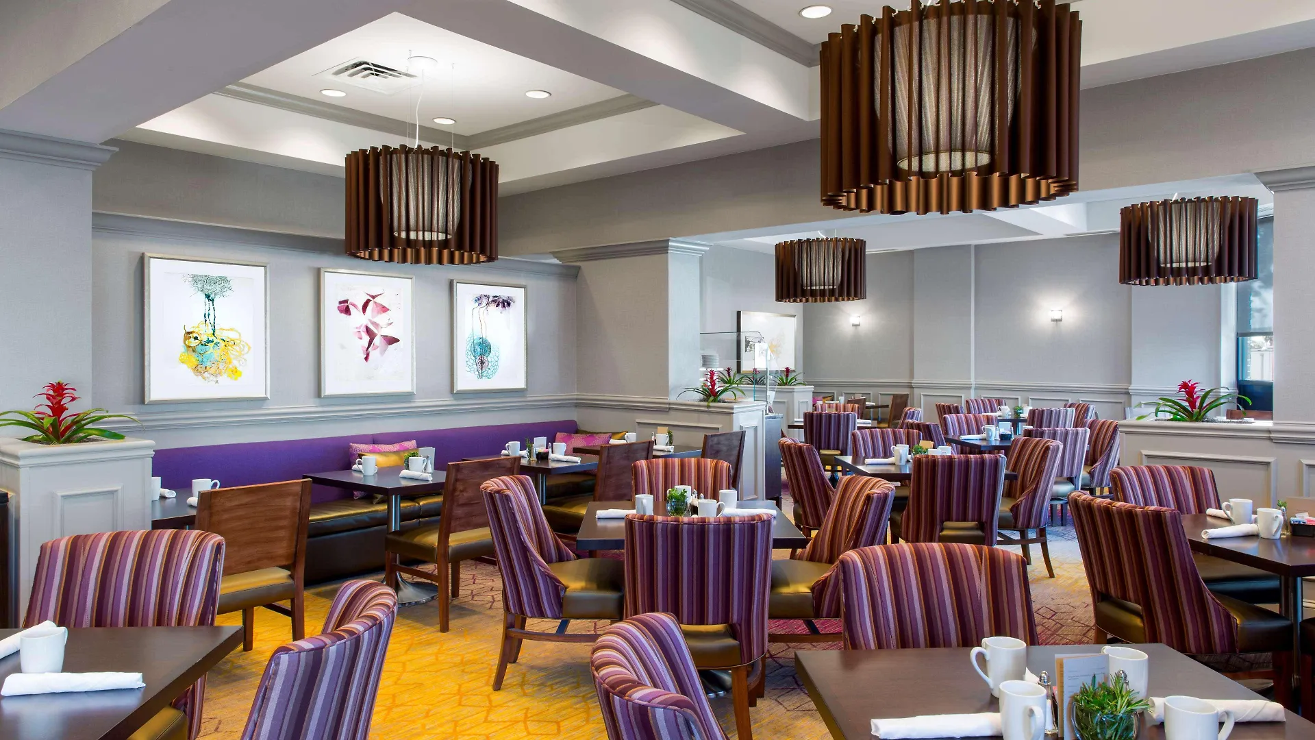 Hotel Doubletree By Hilton Historic Savannah