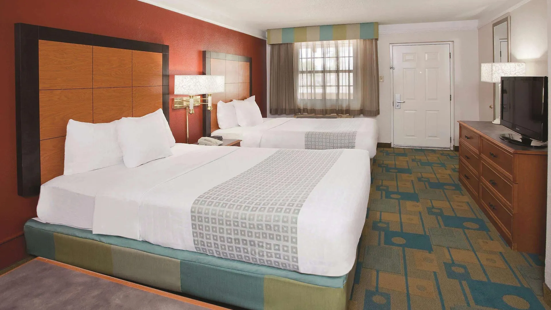 La Quinta By Wyndham Midtown Savannah