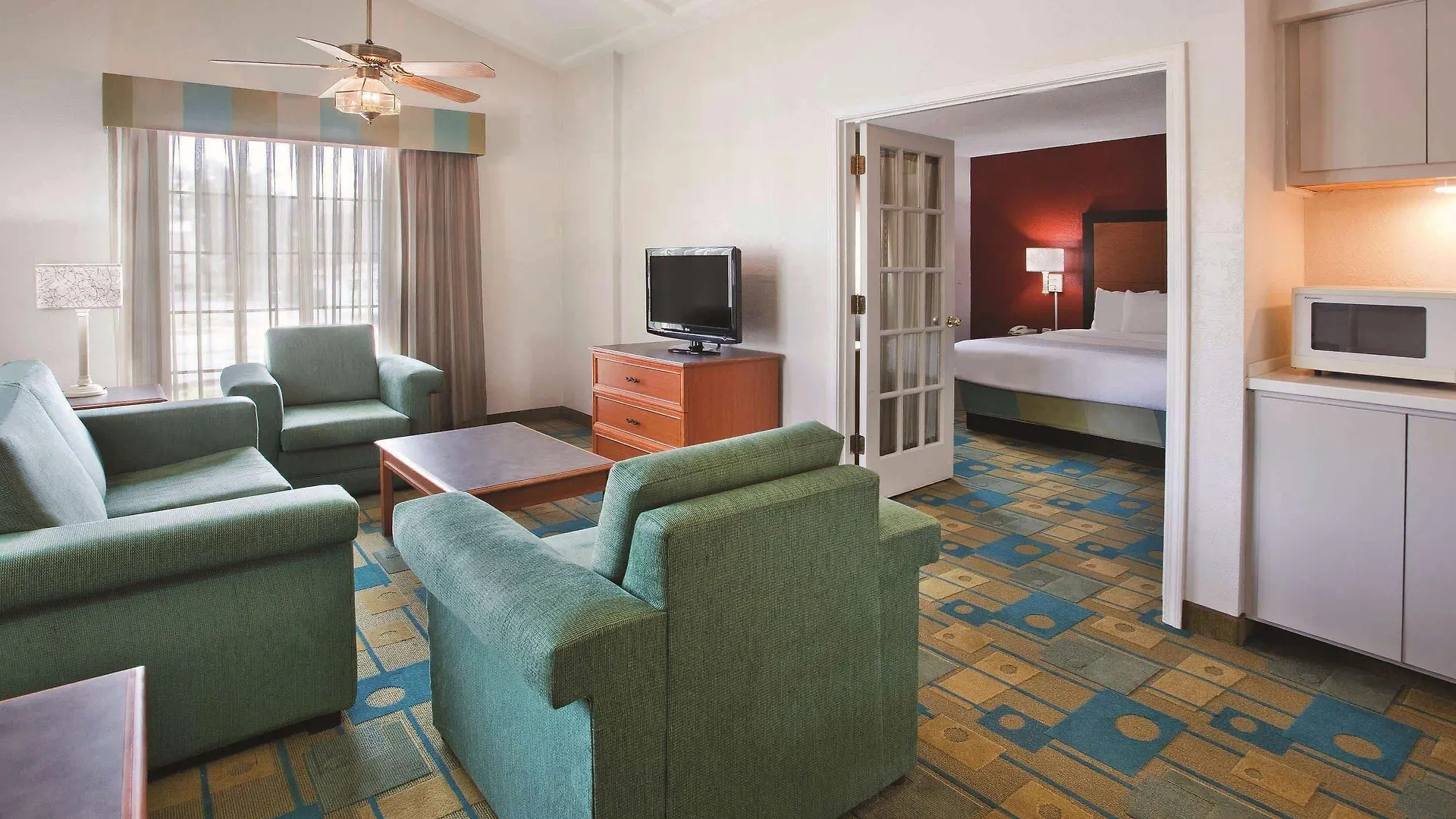 La Quinta By Wyndham Midtown