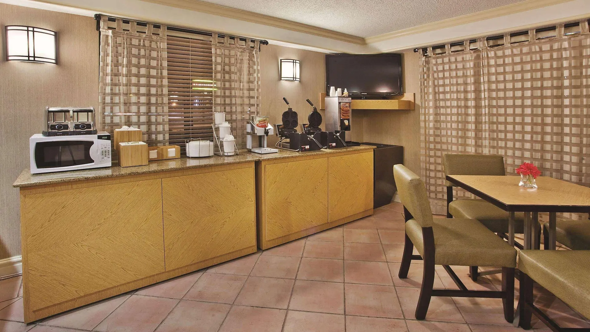 Hotel La Quinta By Wyndham Midtown