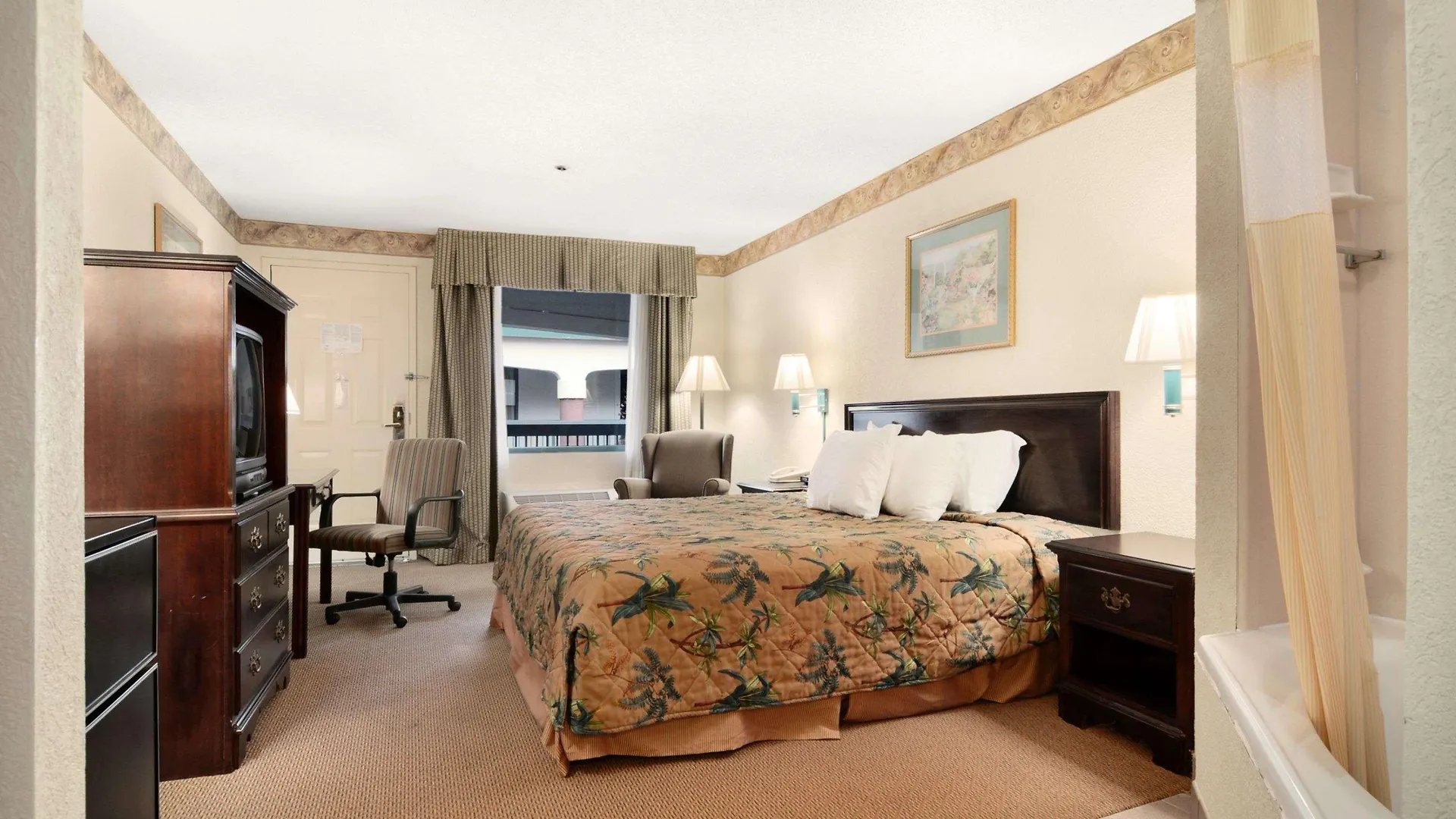 6 Ga Gateway & I95 Hotel