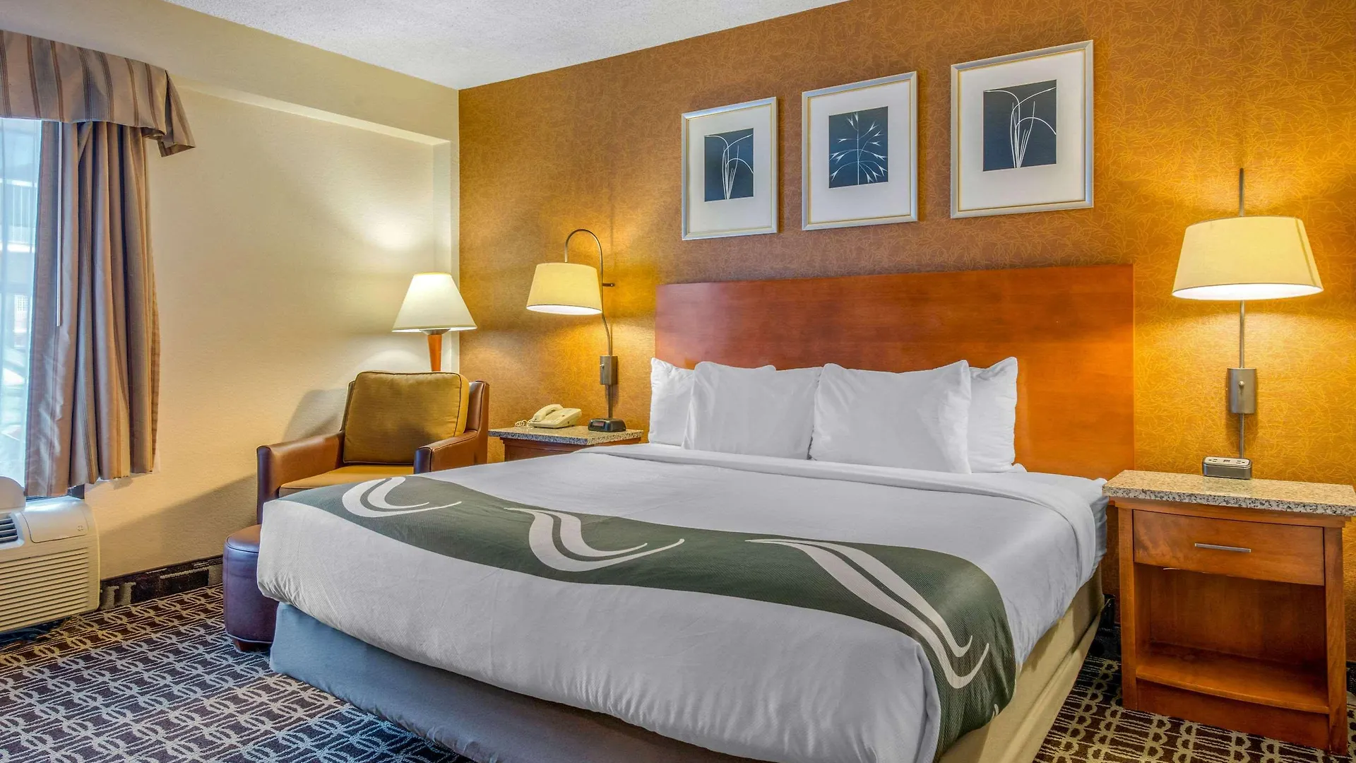 Quality Historic District Inn