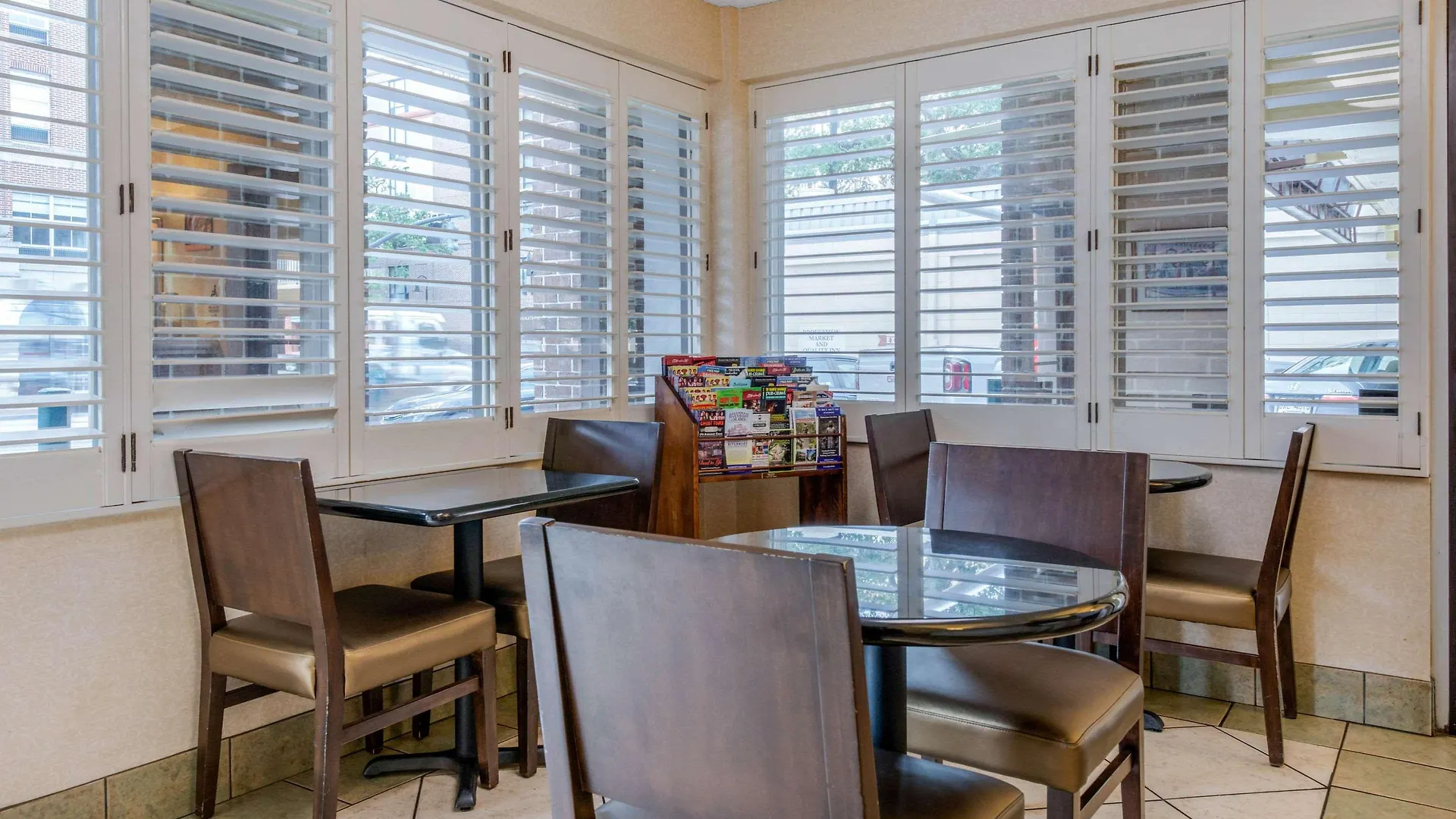 Quality Historic District Inn 2*