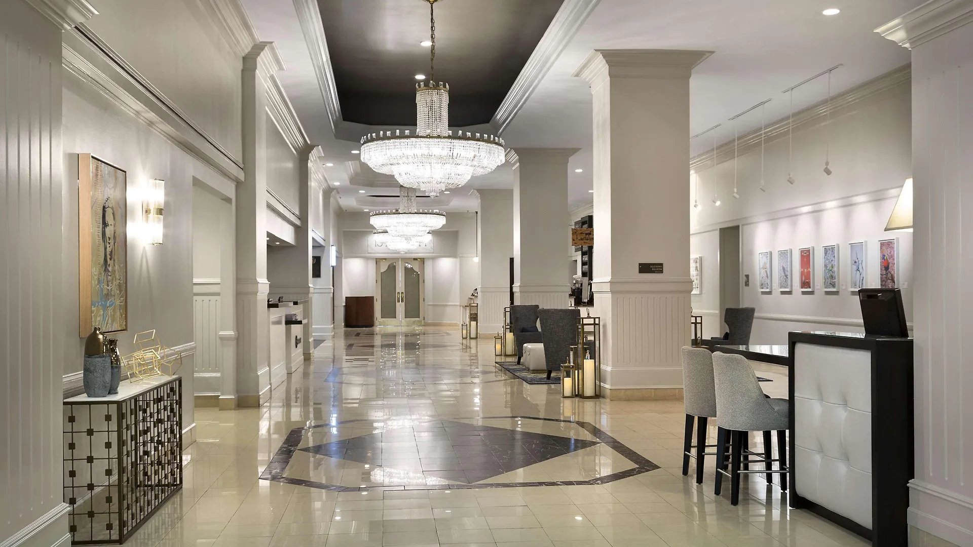 The Desoto Hotel 4*