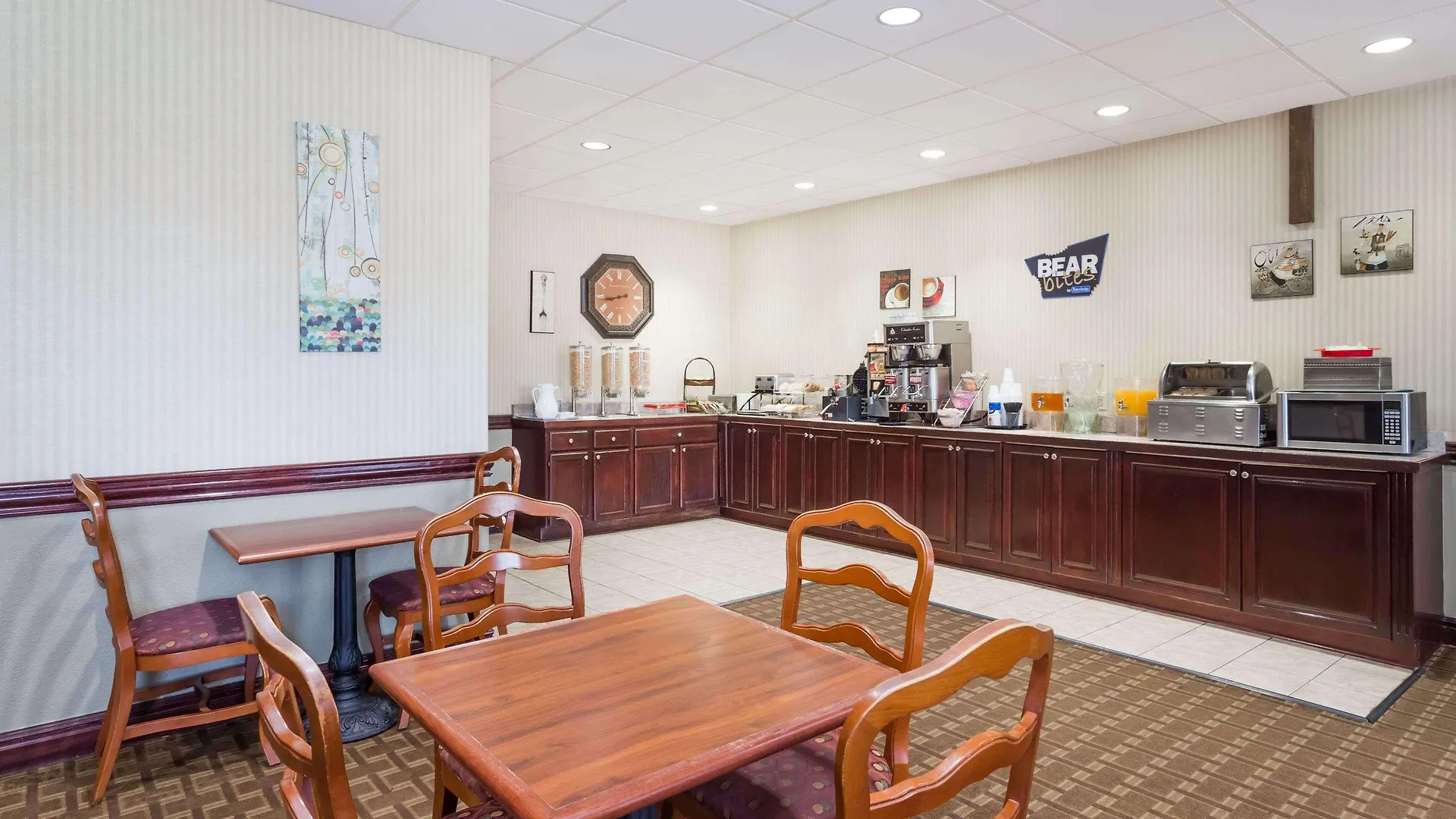 Wingate By Wyndham Gateway Savannah