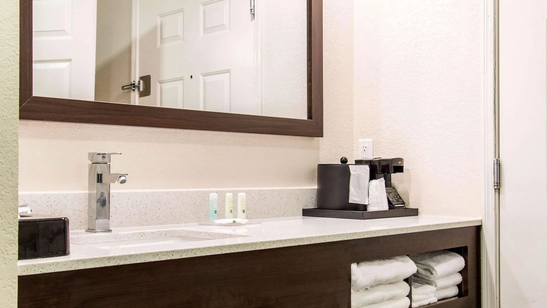 Hotel Quality - Savannah I-95 Pooler