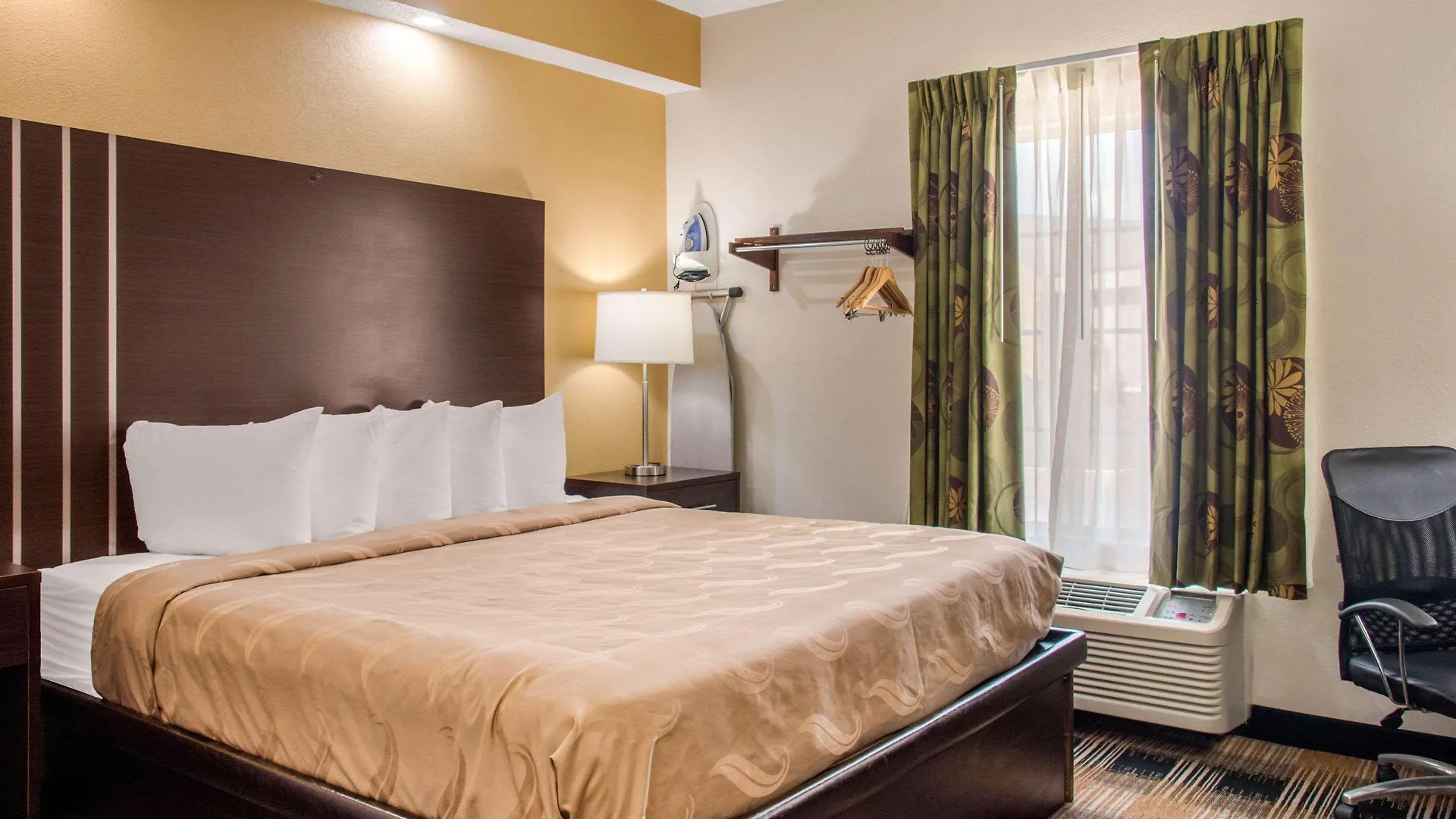 Quality - Savannah I-95 Hotel