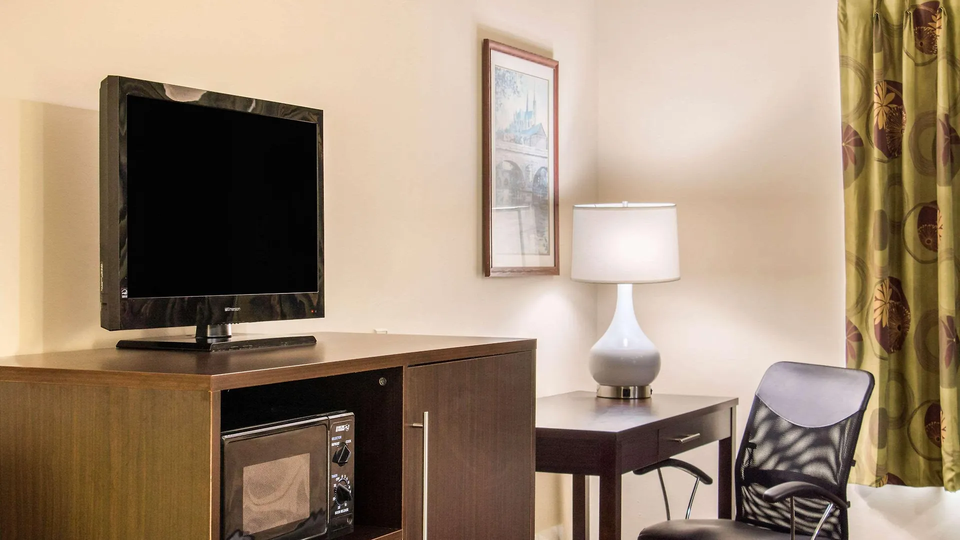 Quality - Savannah I-95 Hotel 3*