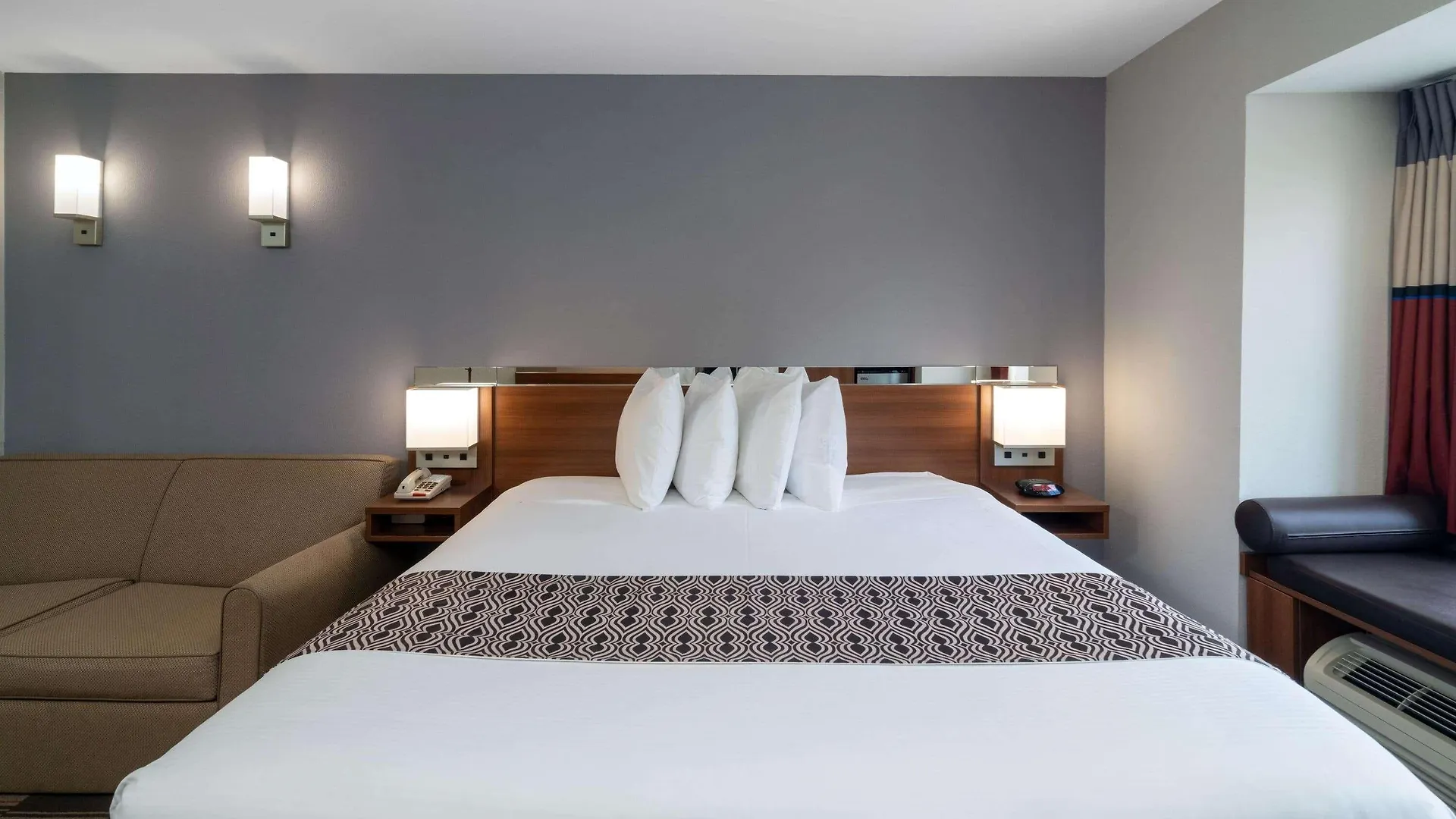 Microtel & By Wyndham Savannah/pooler 3* Savannah