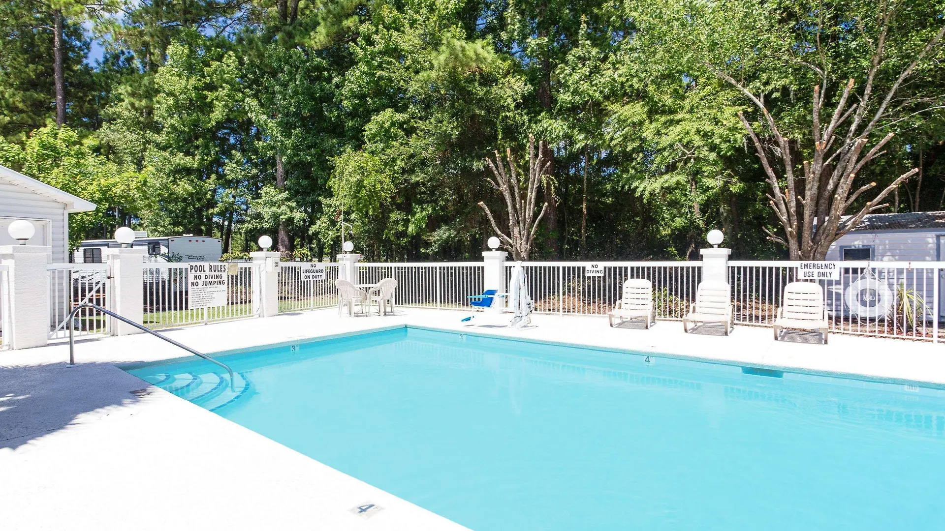 Microtel & By Wyndham Savannah/pooler 3*
