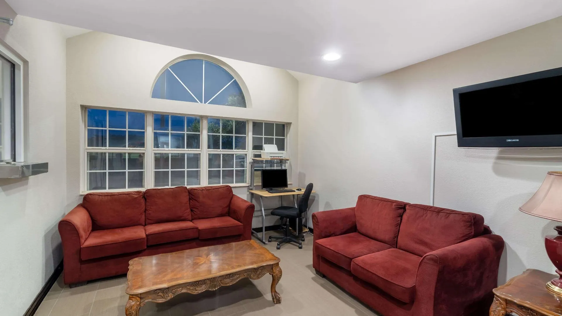 Microtel & By Wyndham Savannah/pooler 3*