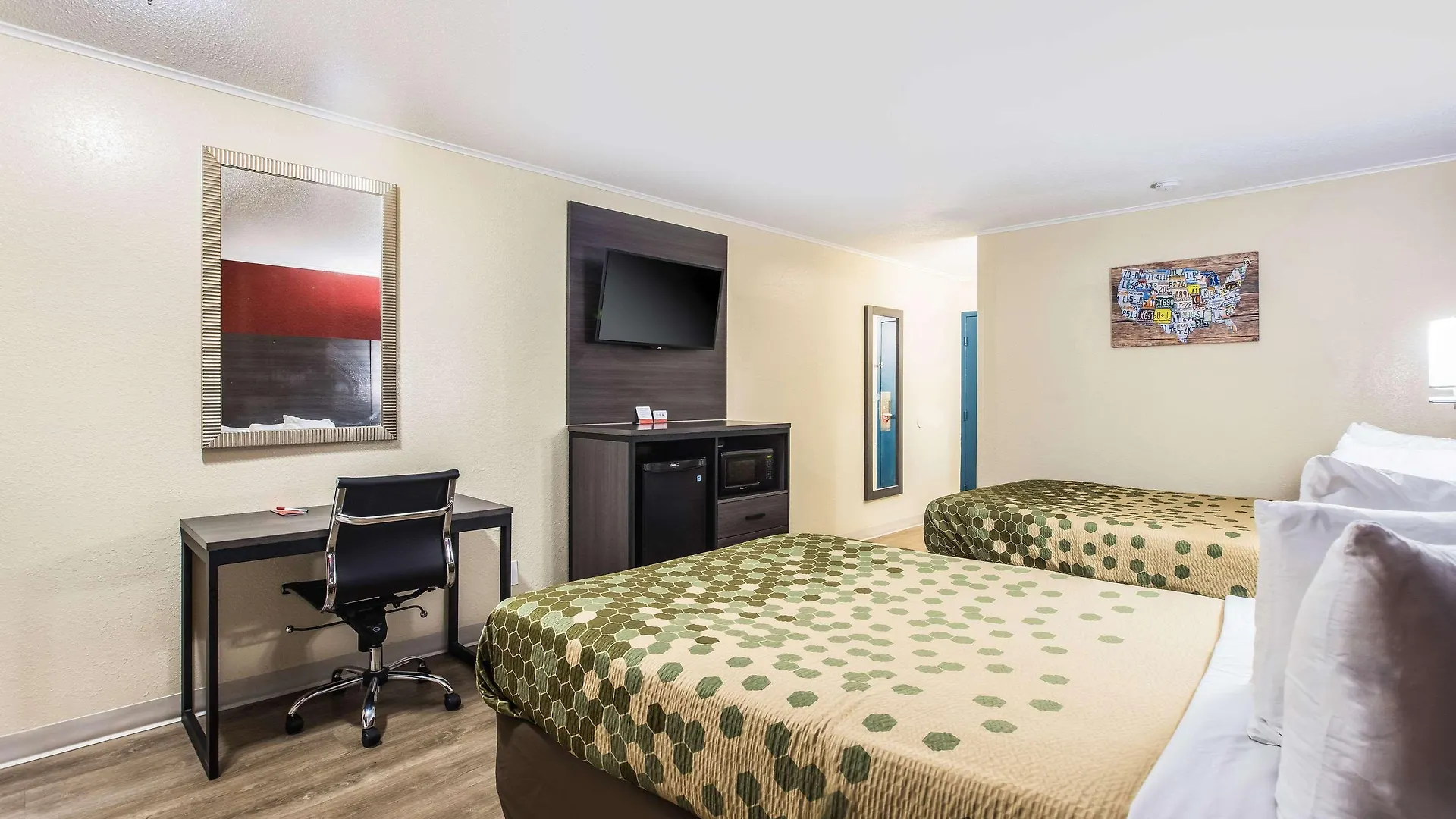 Econo Lodge Savannah