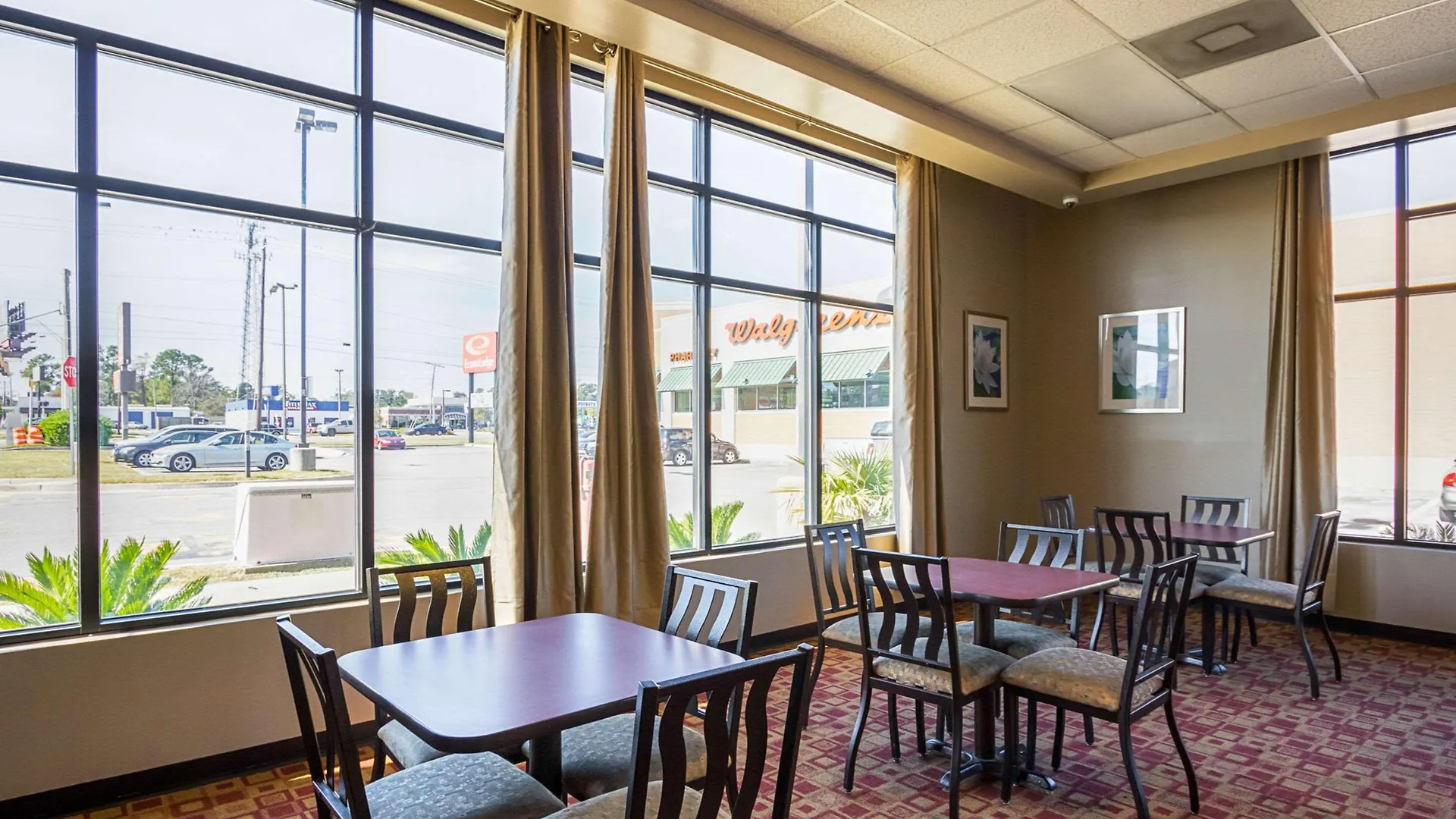 Econo Lodge