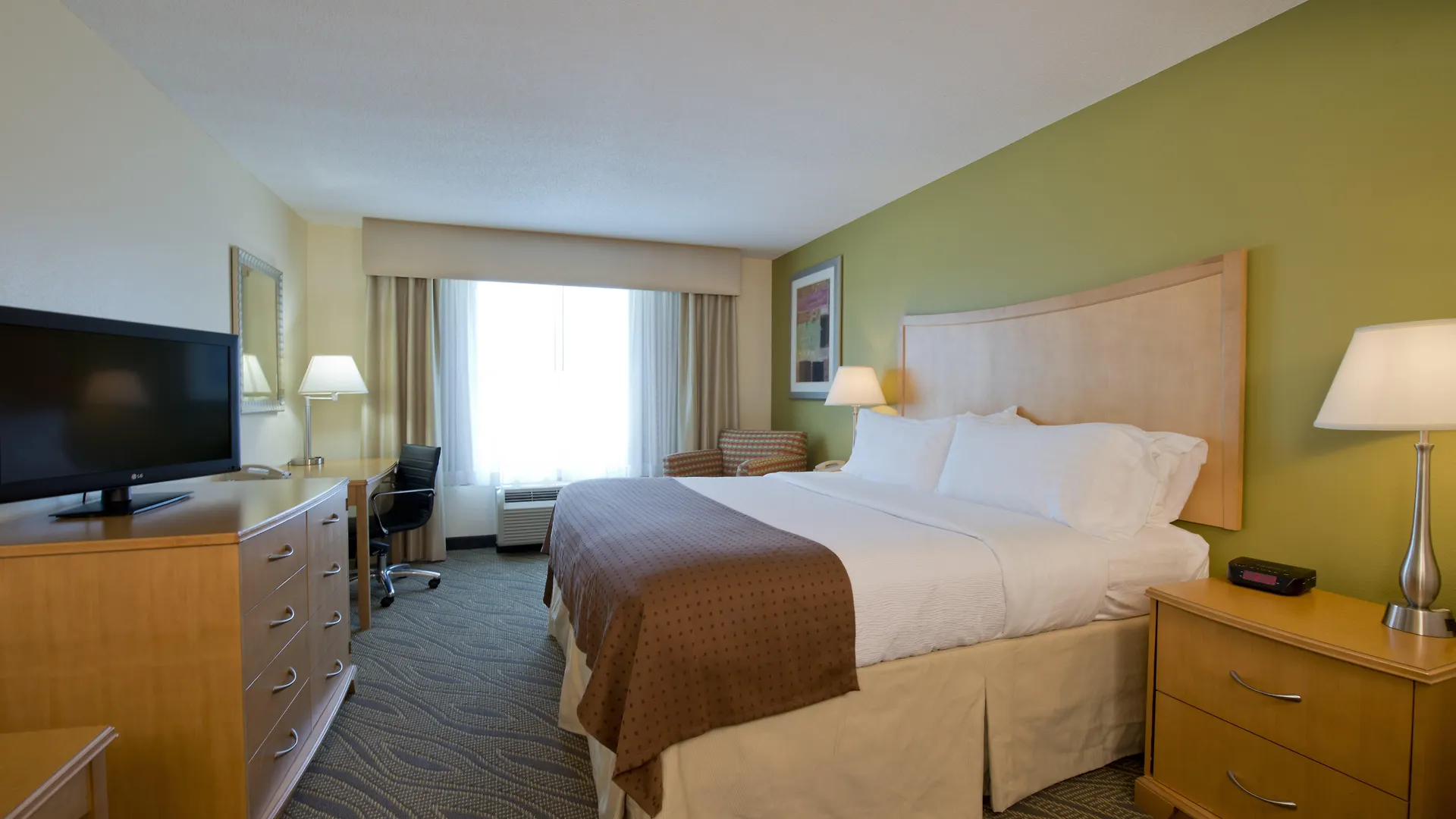 Western Premier I-95 Savannah Airport/ West Pooler