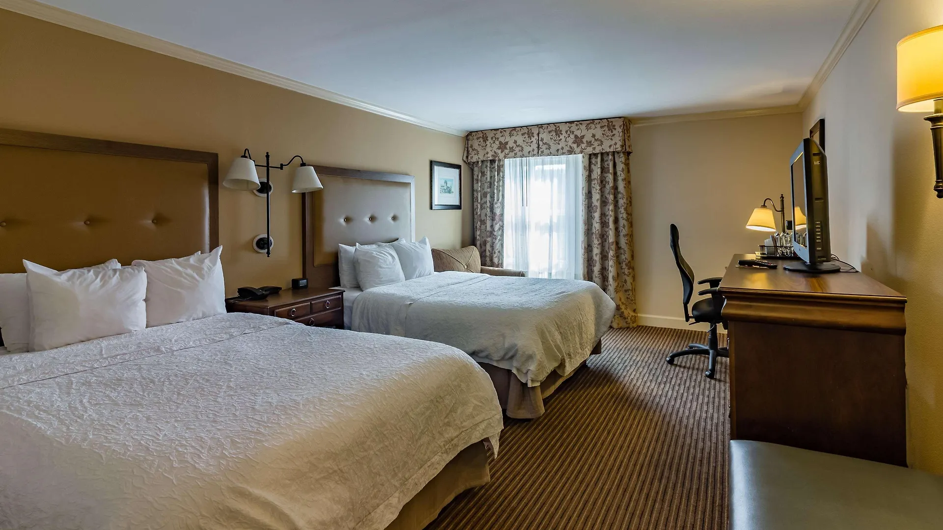 Hampton Historic District Hotel 3*
