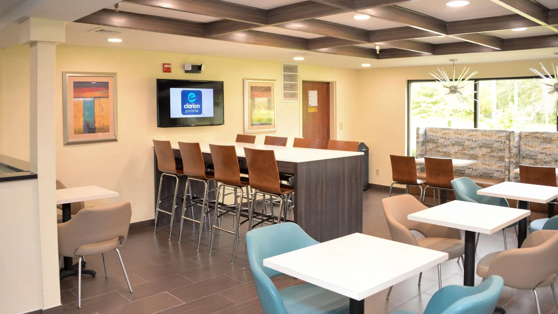 Clarion Pointe Gateway I-95 Hotel