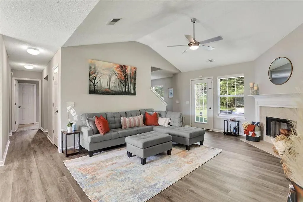 Holiday home Modern And Comfortable For Your Next Stay! *
