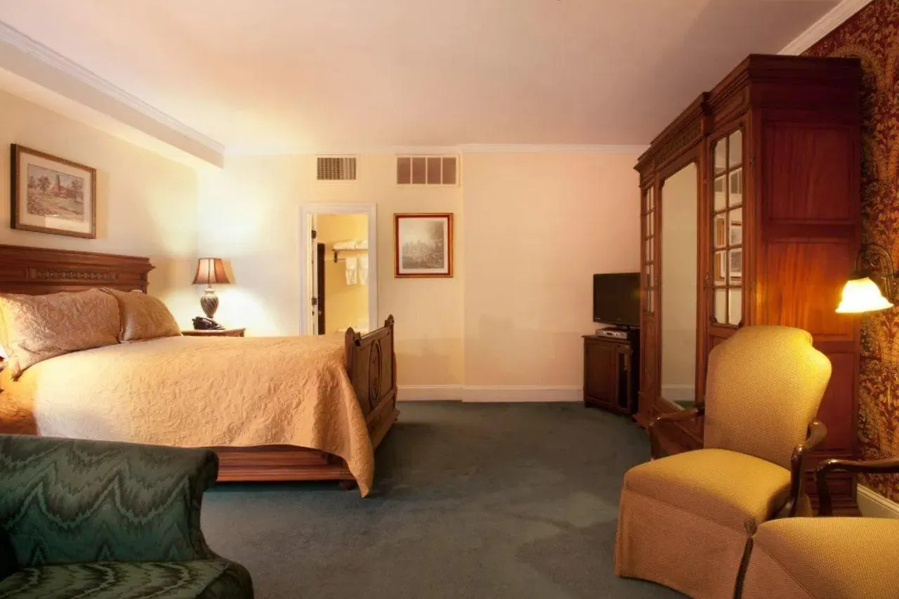 Inn 17 Hundred 90 And Restaurant Savannah