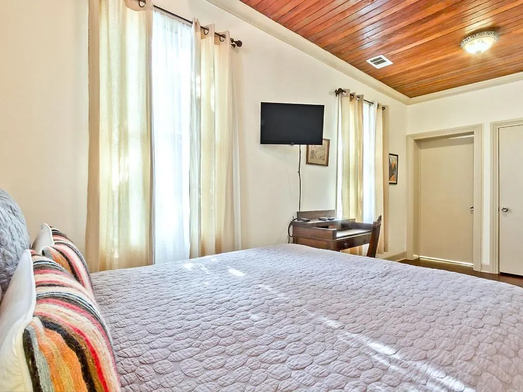 Frogtown Holiday home *
