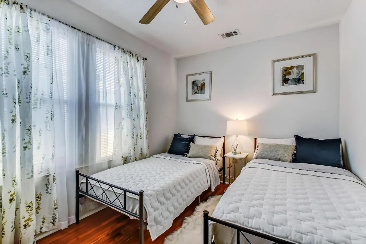 Modern Luxury 1 Mile From Forsyth Park * Savannah