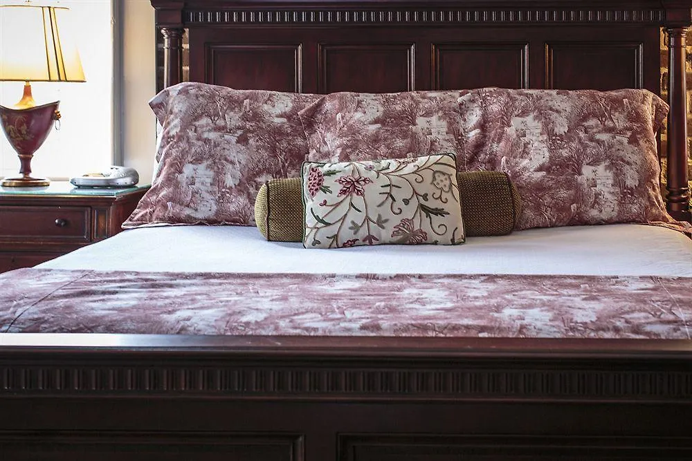 East Bay Inn, Historic Of Collection Hotel 3*