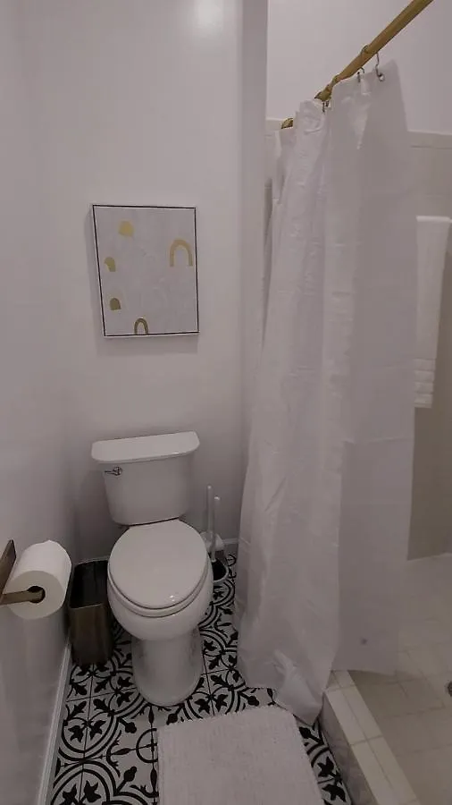 New! Wanna House, Modern, Great Location! Holiday home Savannah