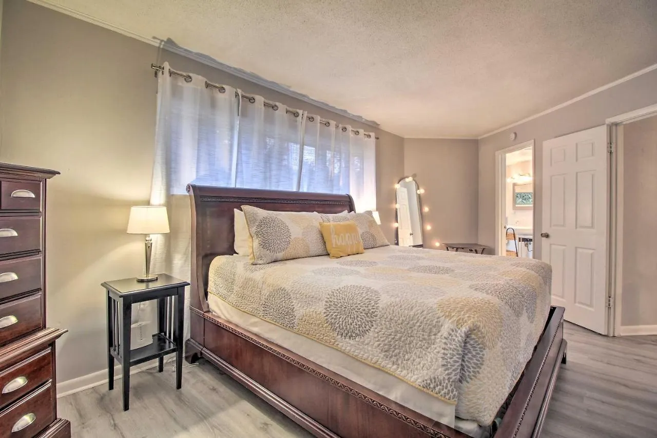 Riverfront Getaway With Pool And Dock! * Savannah