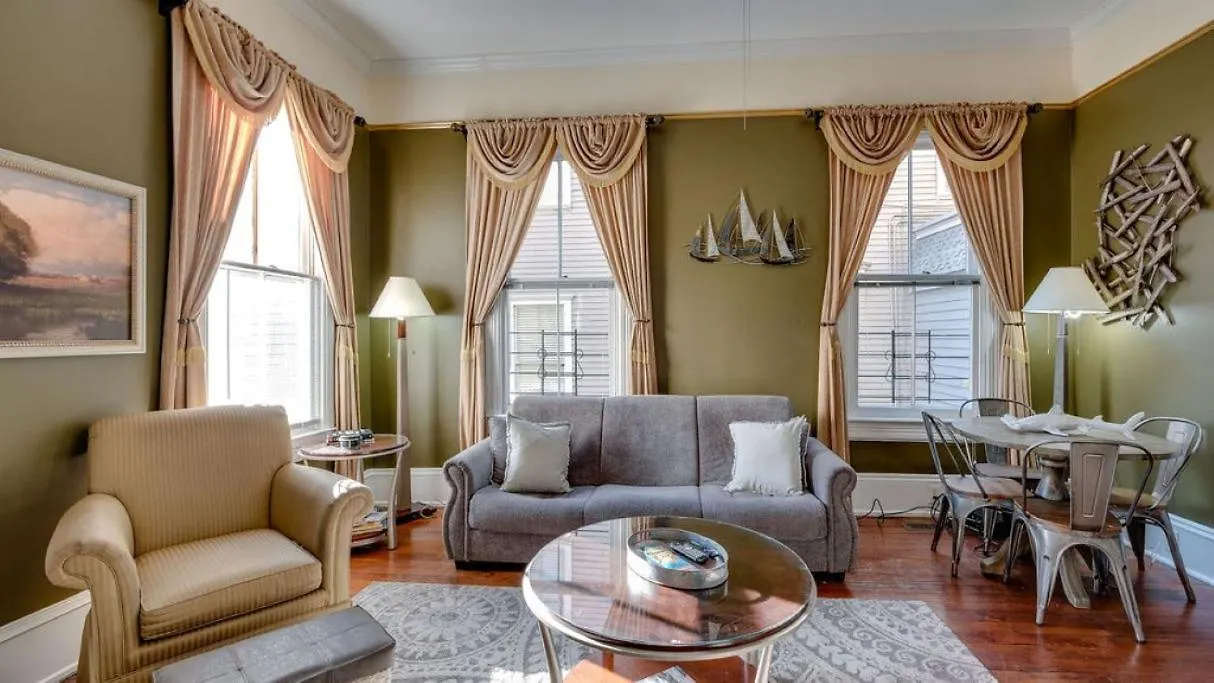 The Jepson Estate On Forsyth Park! * Savannah
