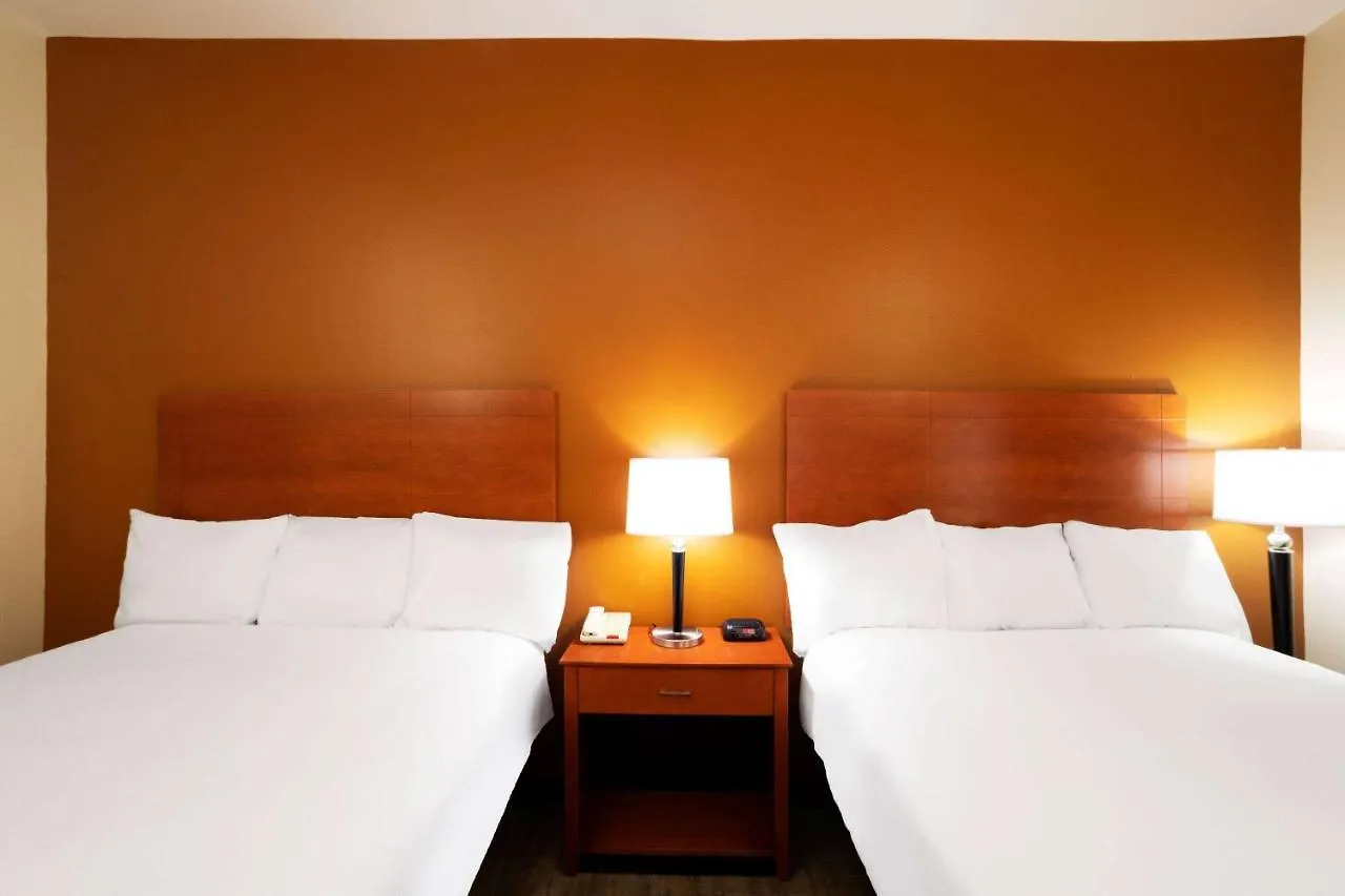 Hotel Baymont By Wyndham South