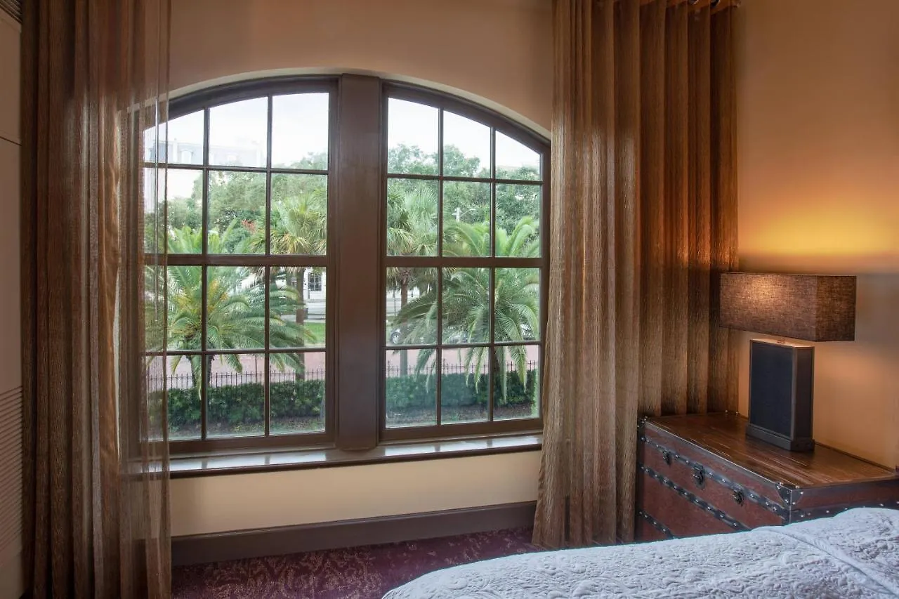 Hotel The Bohemian Riverfront, Autograph Collection Savannah