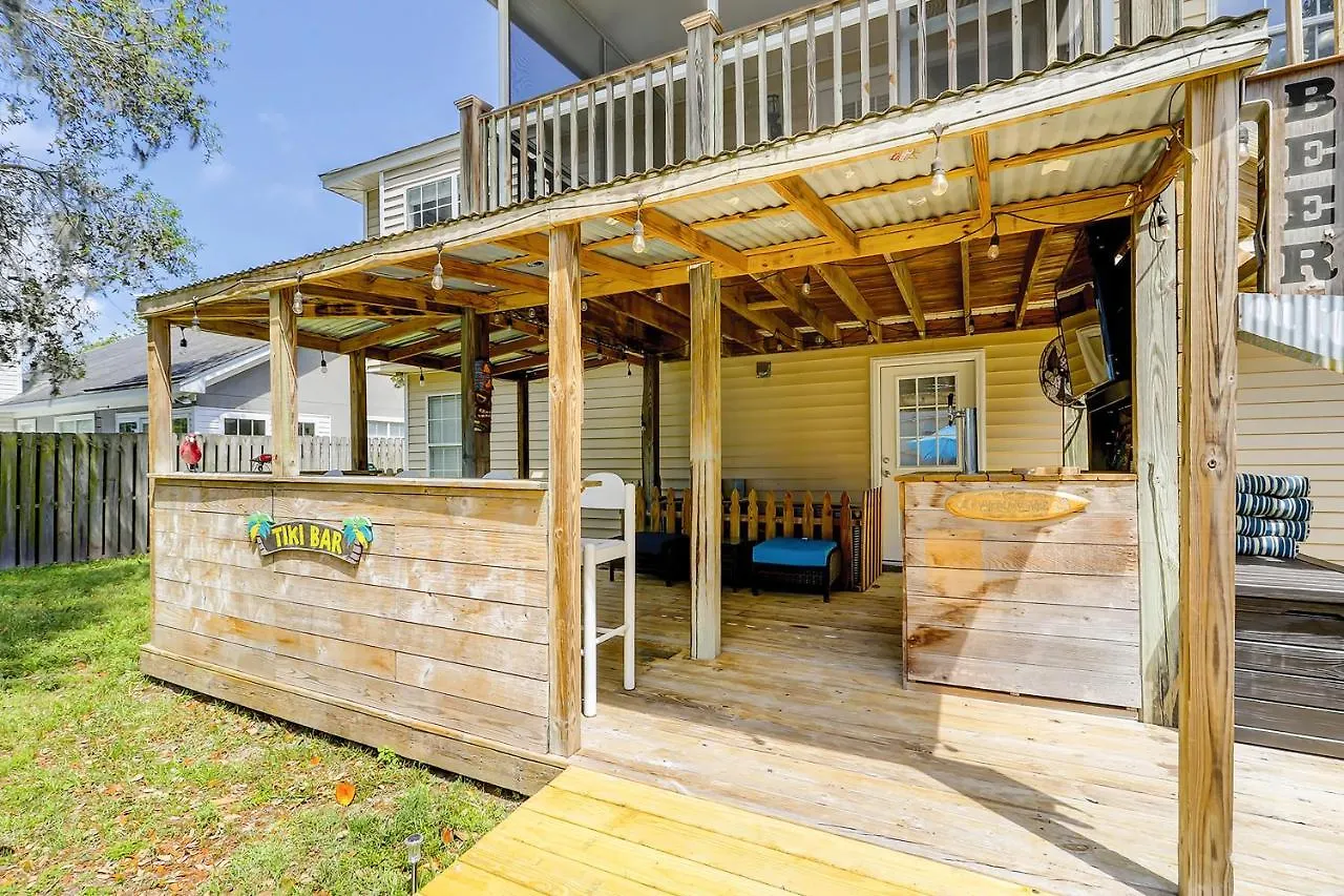 Island Oasis Entire House * Savannah
