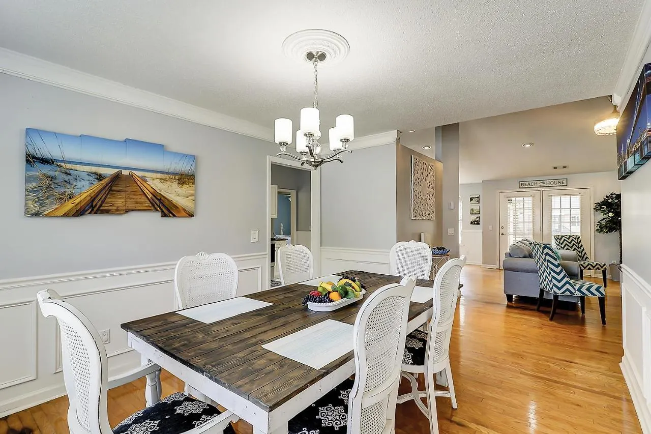 Island Oasis Entire House Holiday home Savannah