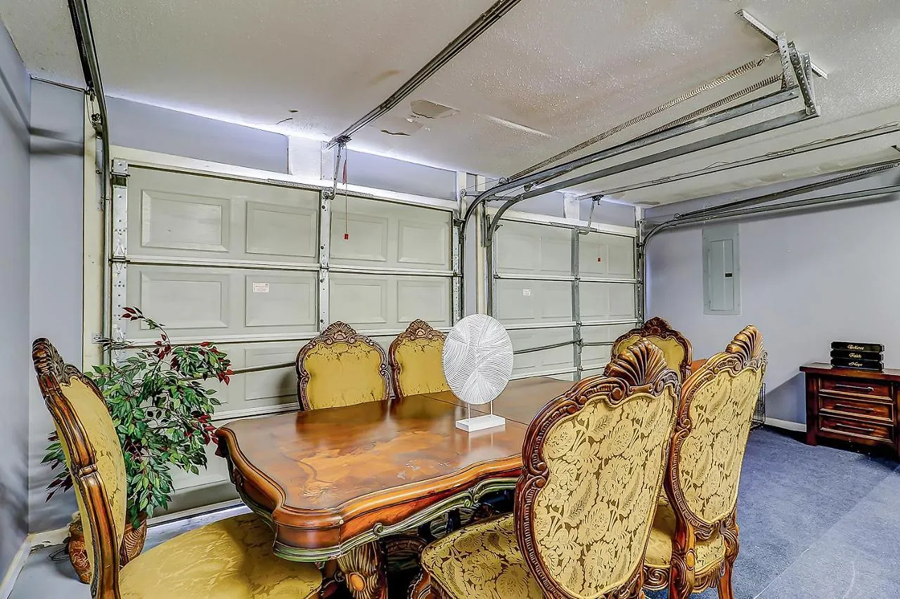 Island Oasis Unit B Apartman