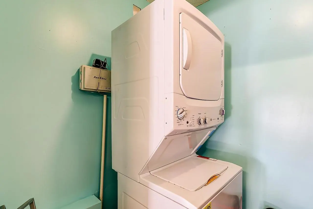 Apartman Island Oasis Unit B Savannah