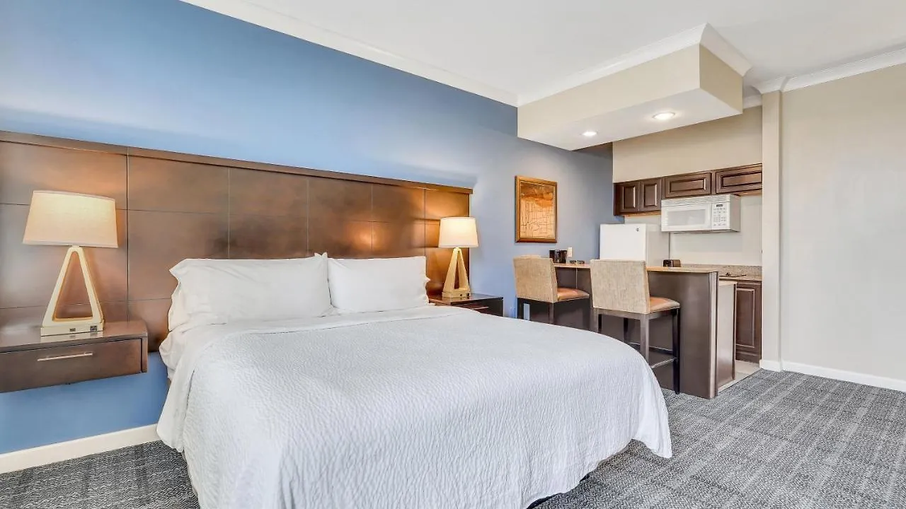 Staybridge Historic District Hotel 3*