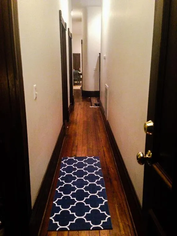 Big Blue House - Near Forsyth Park - Lower Unit *