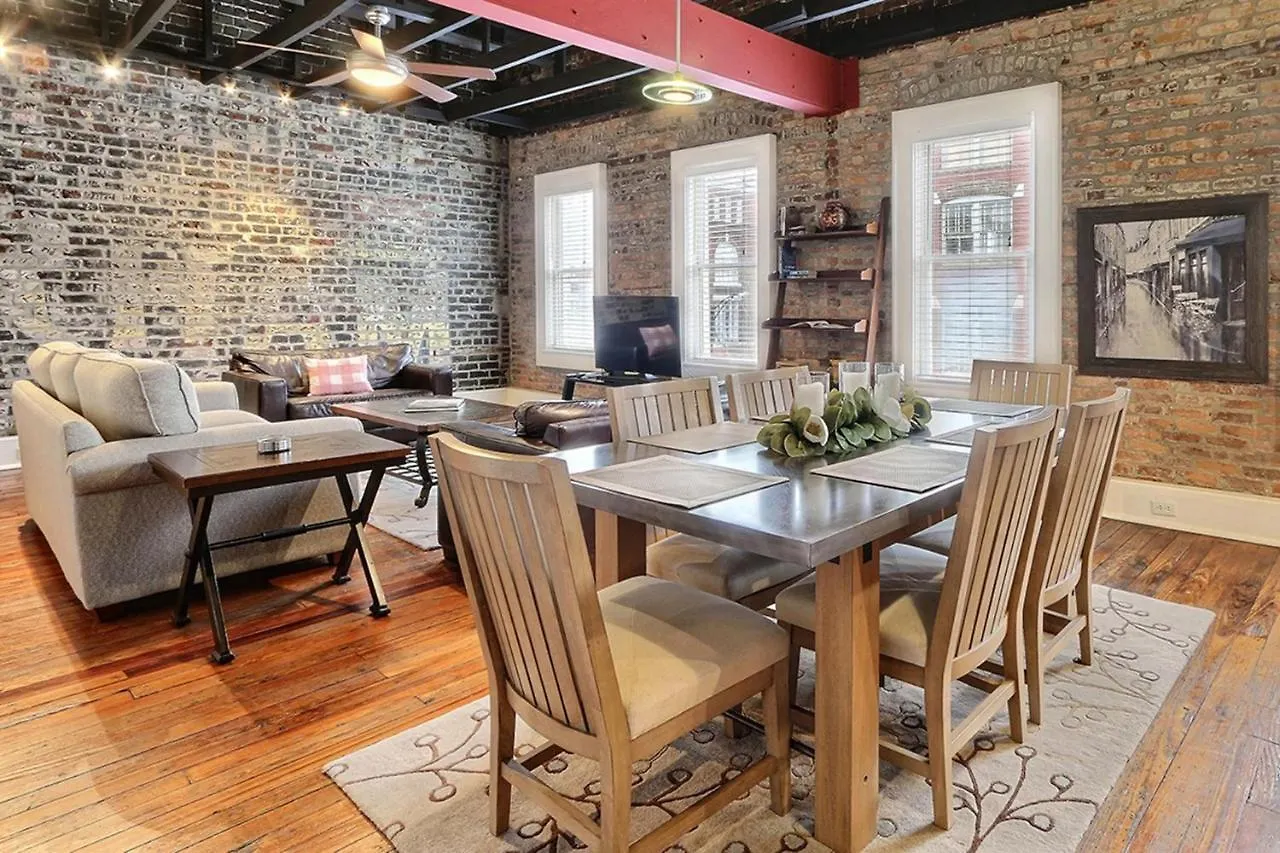Holiday home Ellis Square Loft *