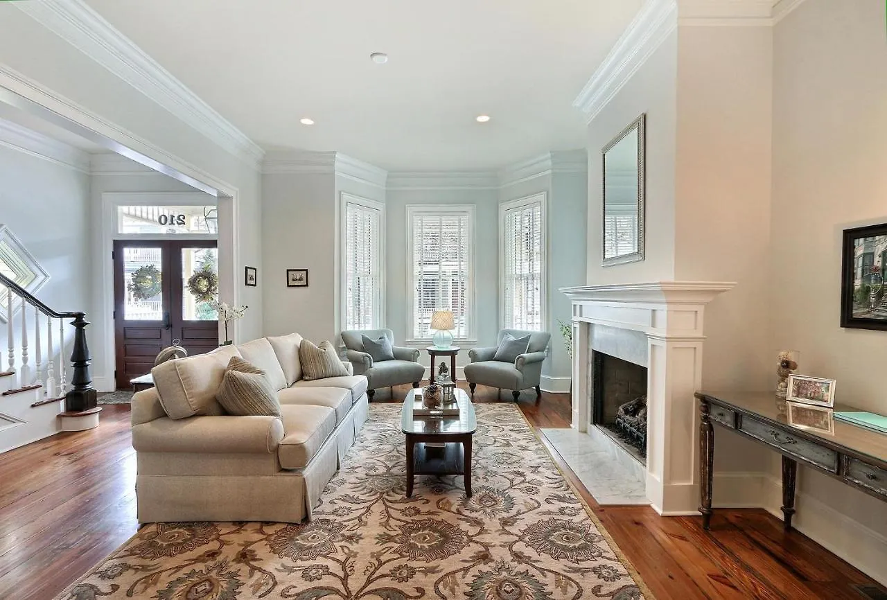 Waldburg Manor Holiday home Savannah