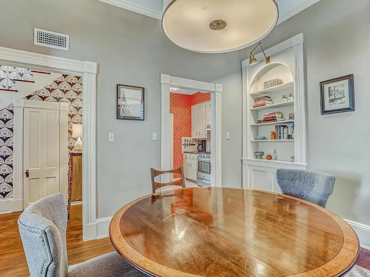 Hawkins House Holiday home Savannah