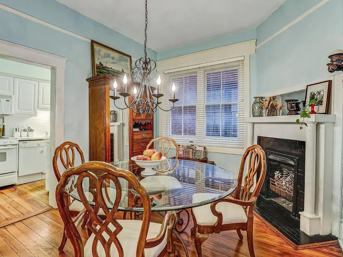Holiday home Victoria's On Lincoln Savannah