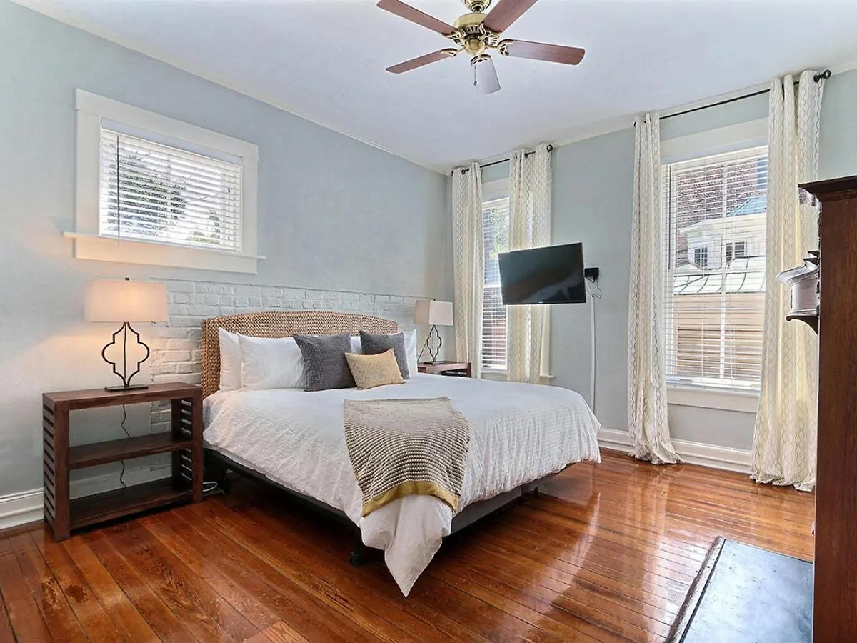 Apartament Lafayette Row Unit 1