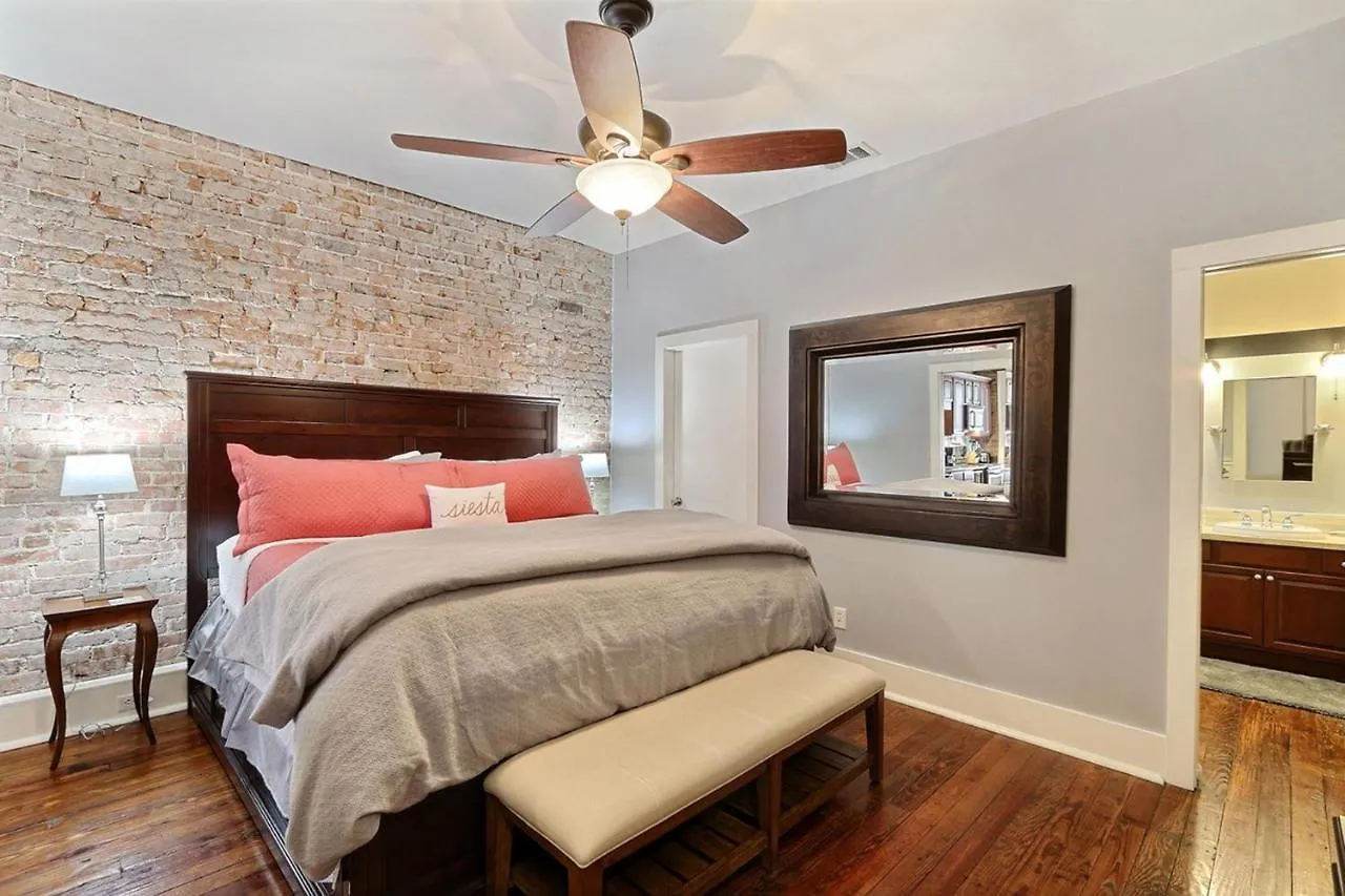 Ellis Square Loft *